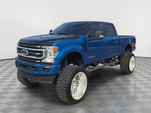 Used 2021 Ford F250 XLT AWD/4WD image 3
