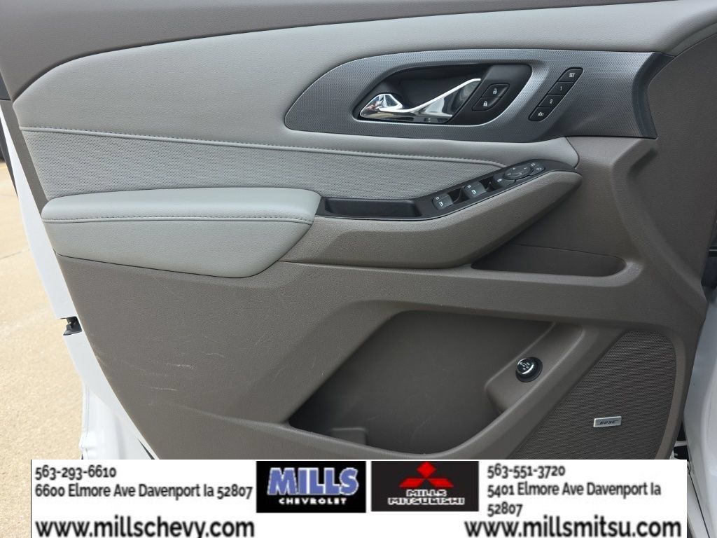 Used 2018 Chevrolet Traverse Premier AWD/4WD image 15
