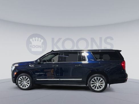 Used 2024 GMC Yukon XL Denali w/ Denali Reserve Package AWD/4WD image 7