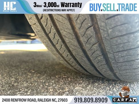 Used 2021 Toyota Corolla LE image 11