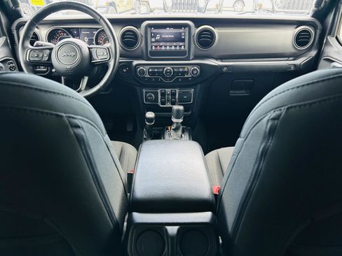 Used 2020 Jeep Gladiator Sport w/ Quick Order Package 24S AWD/4WD image 19