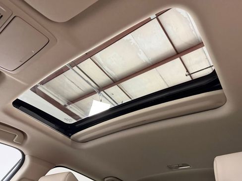 Used 2020 Honda CR-V Touring image 28