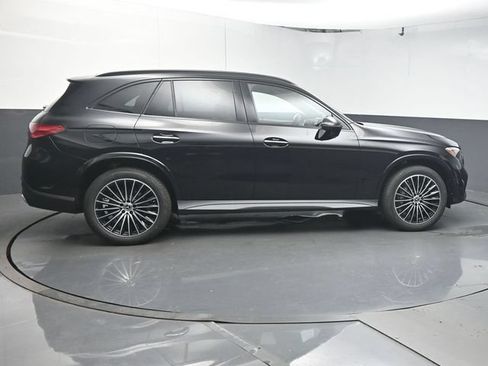 Used 2026 Mercedes-Benz GLC 300 image 8