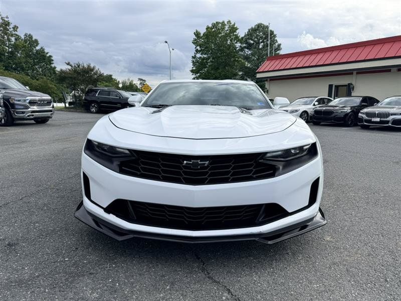 Used 2020 Chevrolet Camaro LT RWD image 2