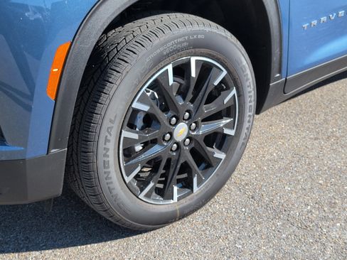 New 2026 Chevrolet Traverse LT w/ Sun and Wheel Package image 12