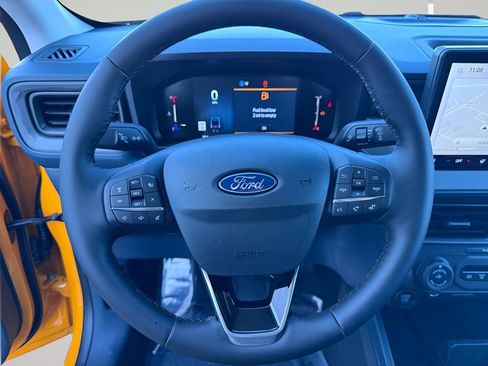 New 2026 Ford Maverick Lariat w/ Black Appearance Package image 13