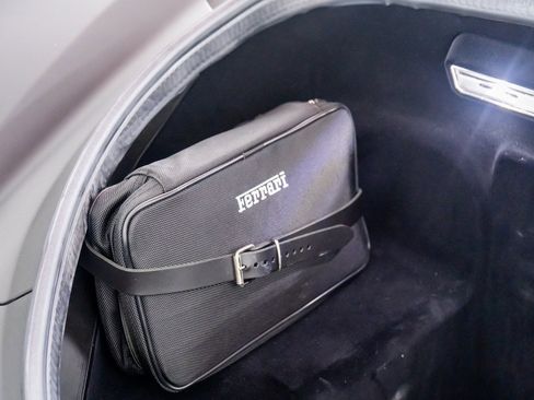 Used 2022 Ferrari F8 Tributo image 41