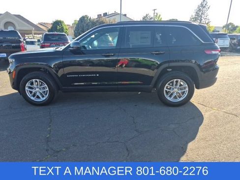 New 2026 Jeep Grand Cherokee Laredo AWD/4WD image 3