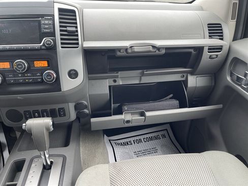 Used 2015 Nissan Frontier SV w/ SV Value Truck Package image 17