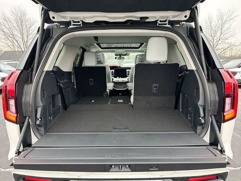 New 2026 Ford Expedition Platinum image 26