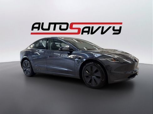 Used 2025 Tesla Model 3 Long Range RWD image 3