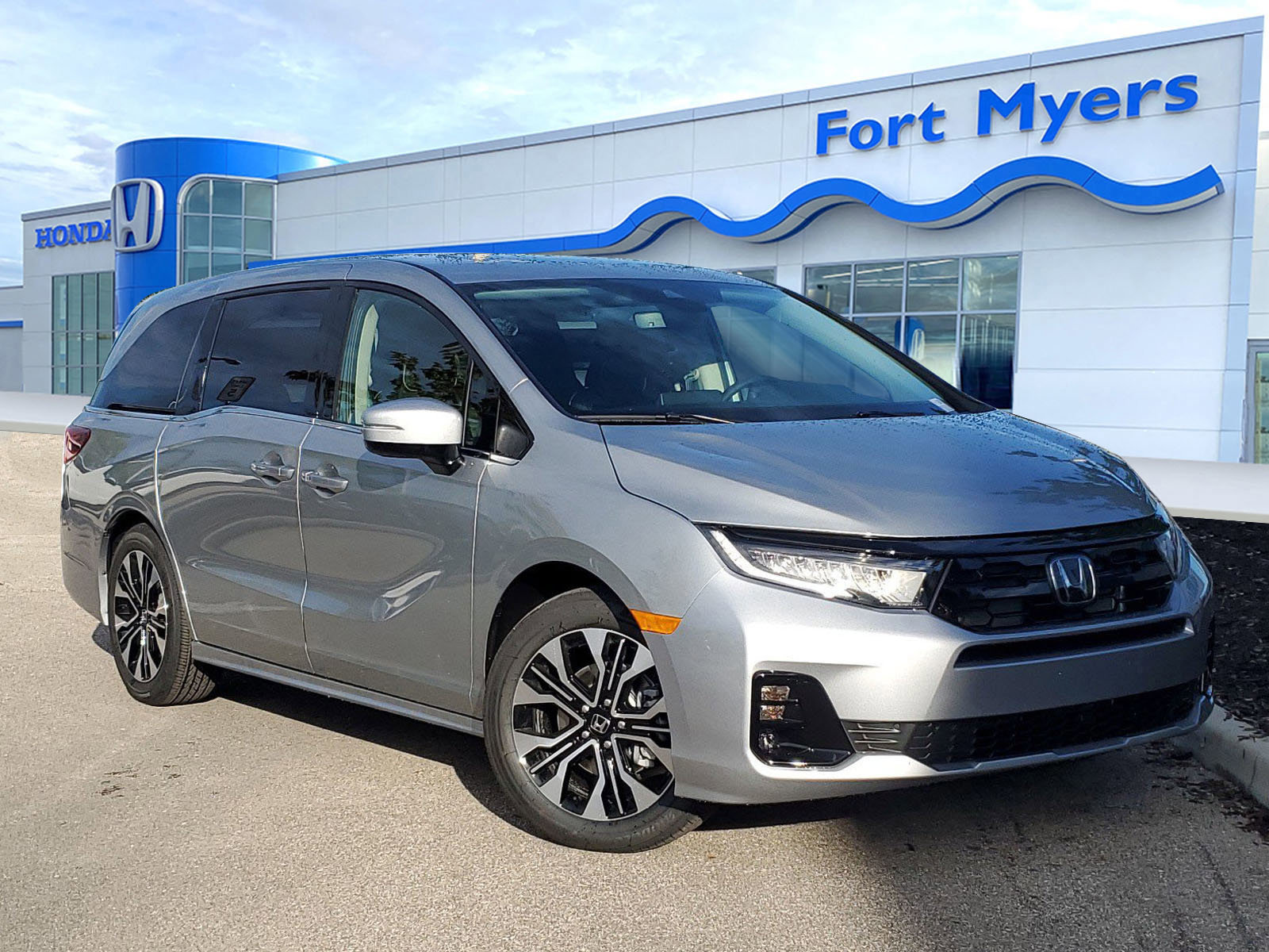 New 2026 Honda Odyssey Elite image 1