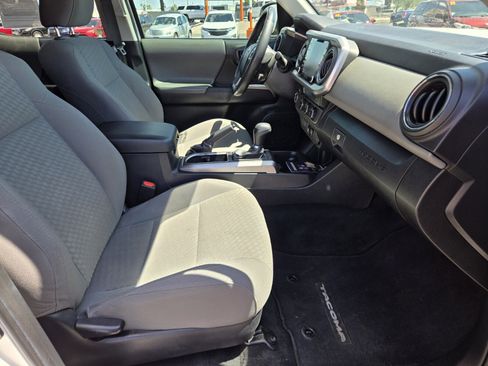 Used 2023 Toyota Tacoma SR5 RWD image 12