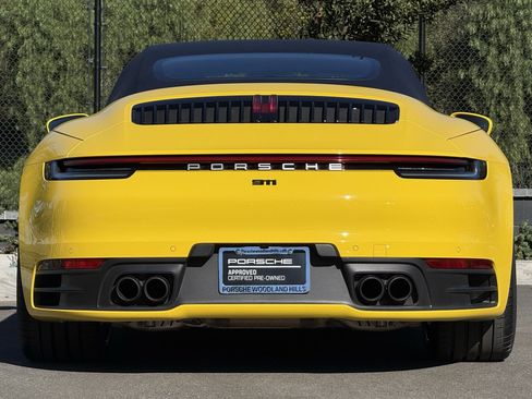 Certified 2021 Porsche 911 Carrera image 6