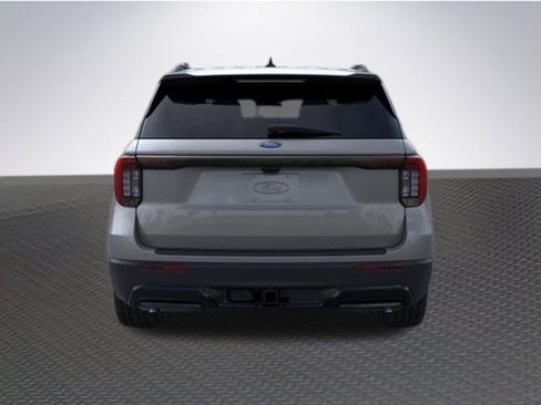 New 2026 Ford Explorer ST-Line image 5