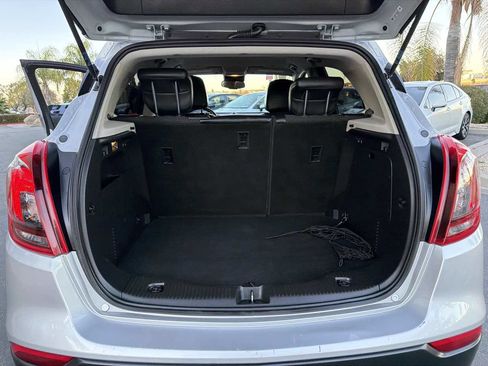 Used 2018 Buick Encore Preferred image 31