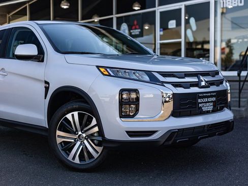 New 2025 Mitsubishi Outlander Sport ES image 3