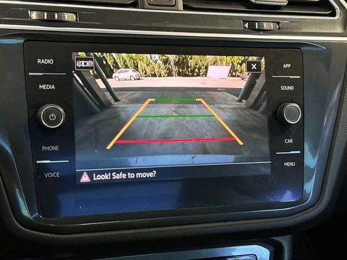 Used 2022 Volkswagen Tiguan SE R-Line AWD/4WD image 20