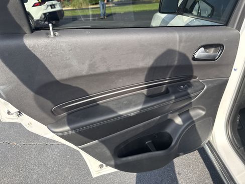 Used 2024 Dodge Durango SXT image 26