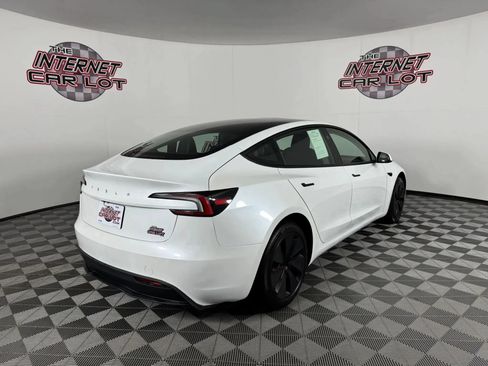 Used 2025 Tesla Model 3 Long Range RWD image 7