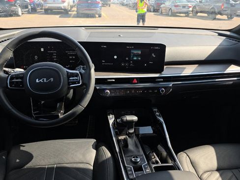 Used 2024 Kia Sorento SX Prestige AWD/4WD image 9