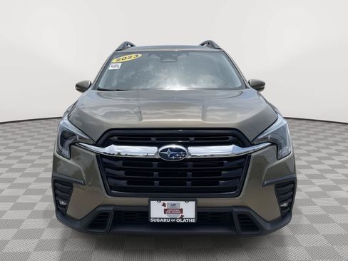 Certified 2023 Subaru Ascent Limited AWD/4WD image 9