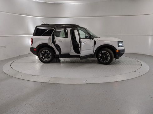 New 2025 Ford Bronco Sport Outer Banks w/ Outer Banks Tech Package+ image 8