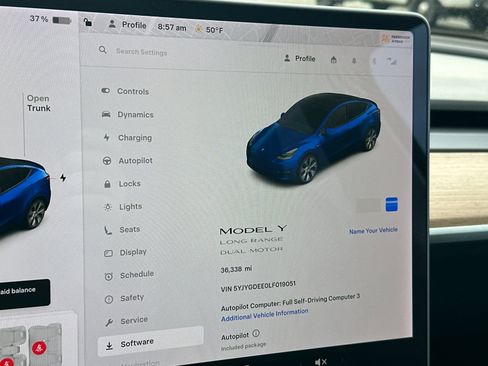 Used 2020 Tesla Model Y Long Range image 33