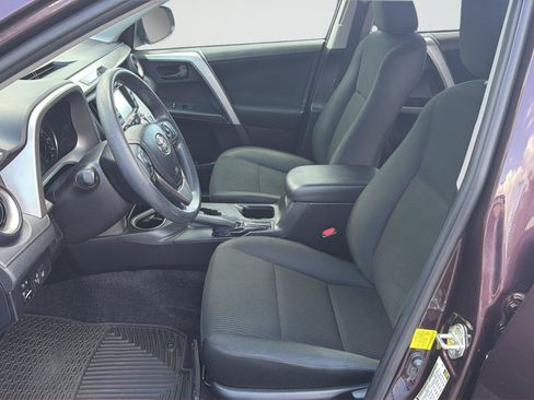 Used 2018 Toyota RAV4 LE w/ All Weather Liner Package AWD/4WD image 23