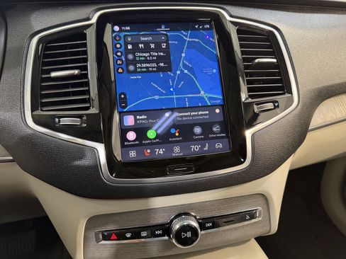 Used 2025 Volvo XC90 B5 Plus w/ Protection Package Premier image 19