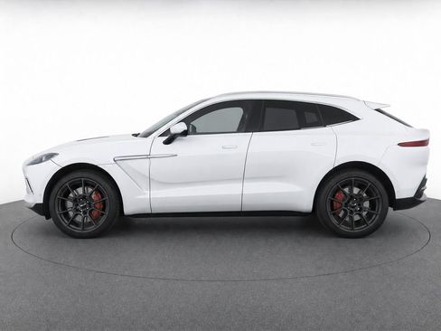 Used 2021 Aston Martin DBX AWD/4WD image 4