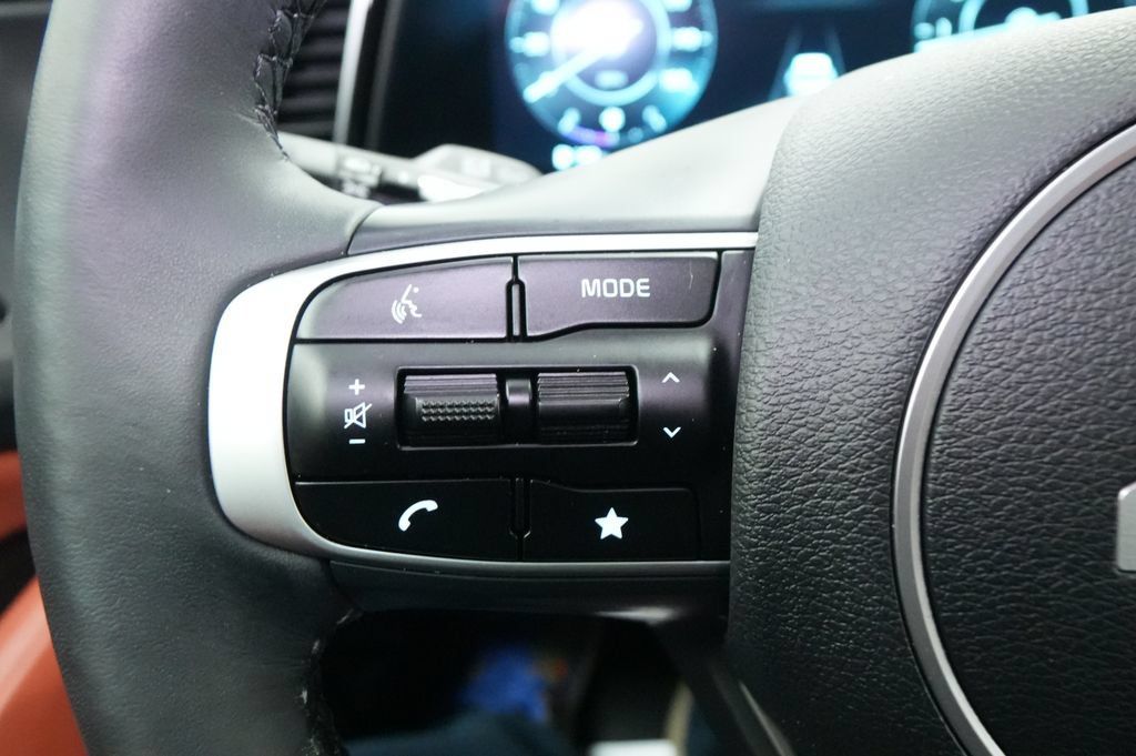 Used 2024 Kia Sportage SX AWD/4WD image 43