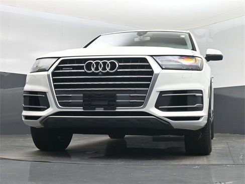Used 2017 Audi Q7 3.0T Premium Plus image 51