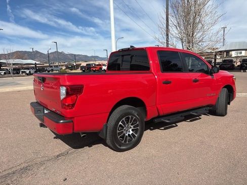 Certified 2024 Nissan Titan SV image 8