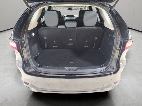 Used 2024 MAZDA CX-90 Plug-In Hybrid w/ Preferred AWD/4WD image 10
