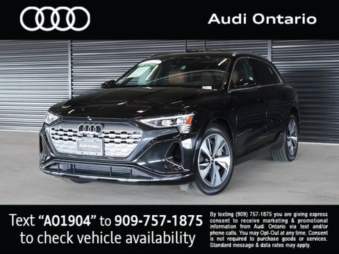 Used 2024 Audi Q8 e-tron Premium Plus w/ Premium Plus Package image 1