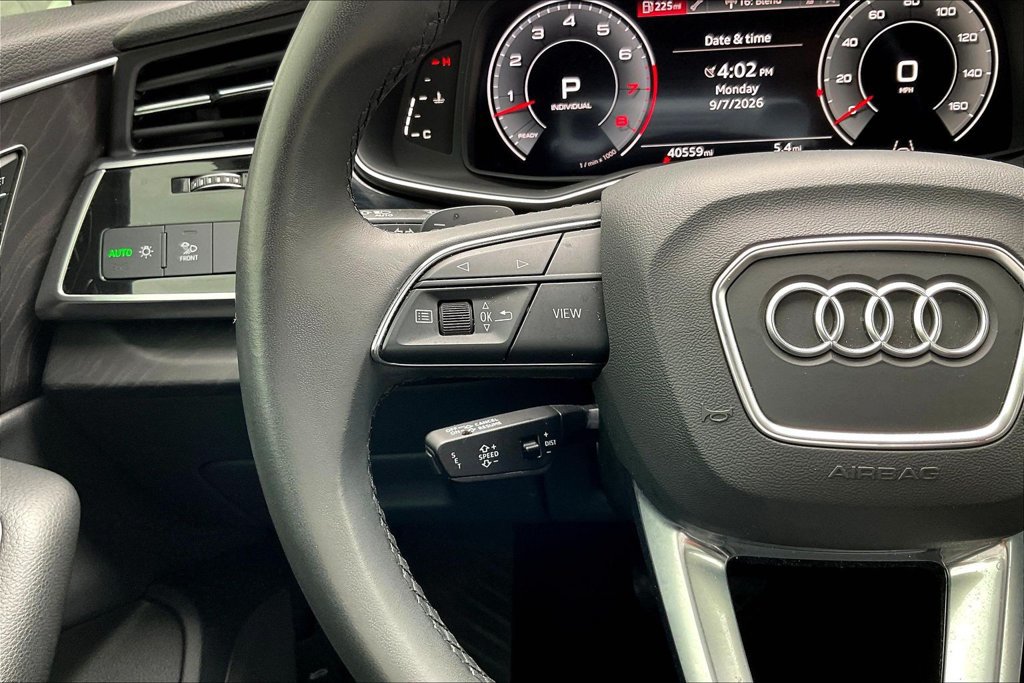 Used 2023 Audi Q7 3.0T Premium w/ Convenience Package AWD/4WD image 11