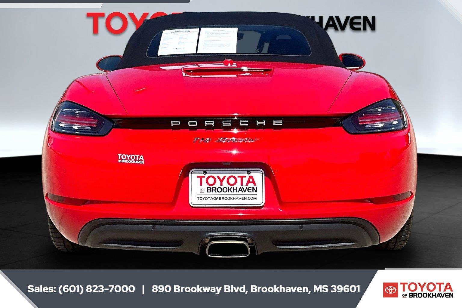 Used 2023 Porsche 718 Boxster RWD image 4