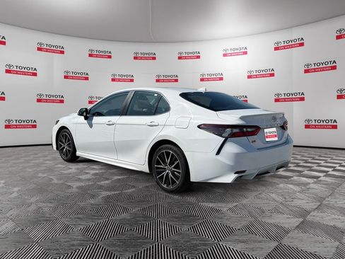 Certified 2024 Toyota Camry SE FWD image 5