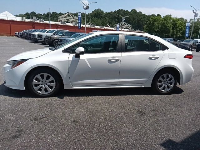 Used 2023 Toyota Corolla LE FWD image 5