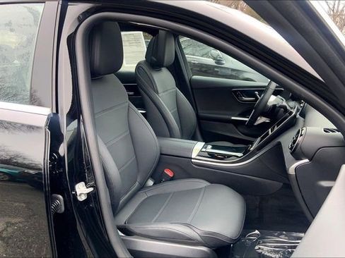 Used 2025 Mercedes-Benz C 300 4MATIC Sedan image 7