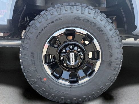 New 2026 Ford F250 Lariat w/ Tremor Off-Road Package AWD/4WD image 8