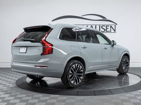 New 2026 Volvo XC90 T8 Plus w/ Protection Package Premier AWD/4WD image 5