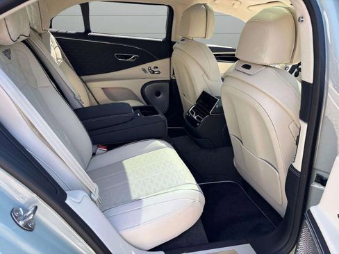 New 2025 Bentley Flying Spur Speed image 35