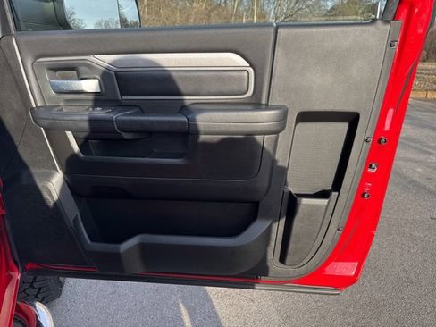 Used 2019 RAM 3500 Tradesman image 10