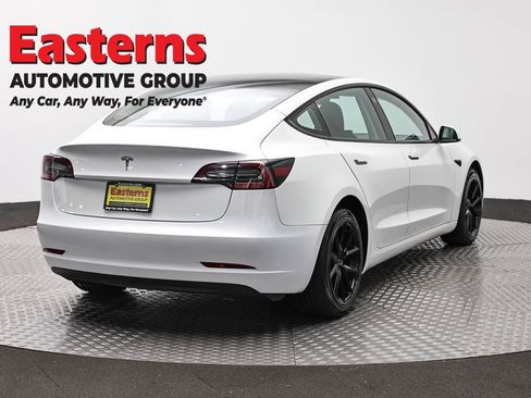Used 2023 Tesla Model 3 Standard Range RWD image 5