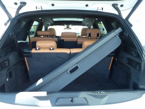 Used 2019 BMW X5 xDrive40i w/ M Sport Package image 11