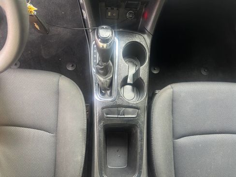 Used 2016 Chevrolet Cruze LT image 25