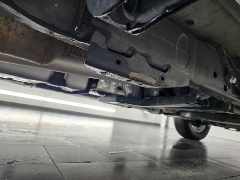 Used 2022 GMC Sierra 2500 SLT w/ LPO, GMC Protection Package image 24