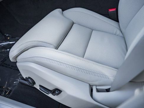 New 2026 Volvo XC60 T8 Ultra w/ Protection Package Premier image 34